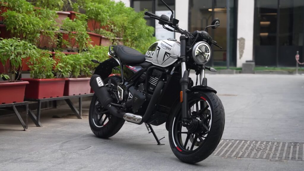 New-Triumph-Speed-T4-Classic